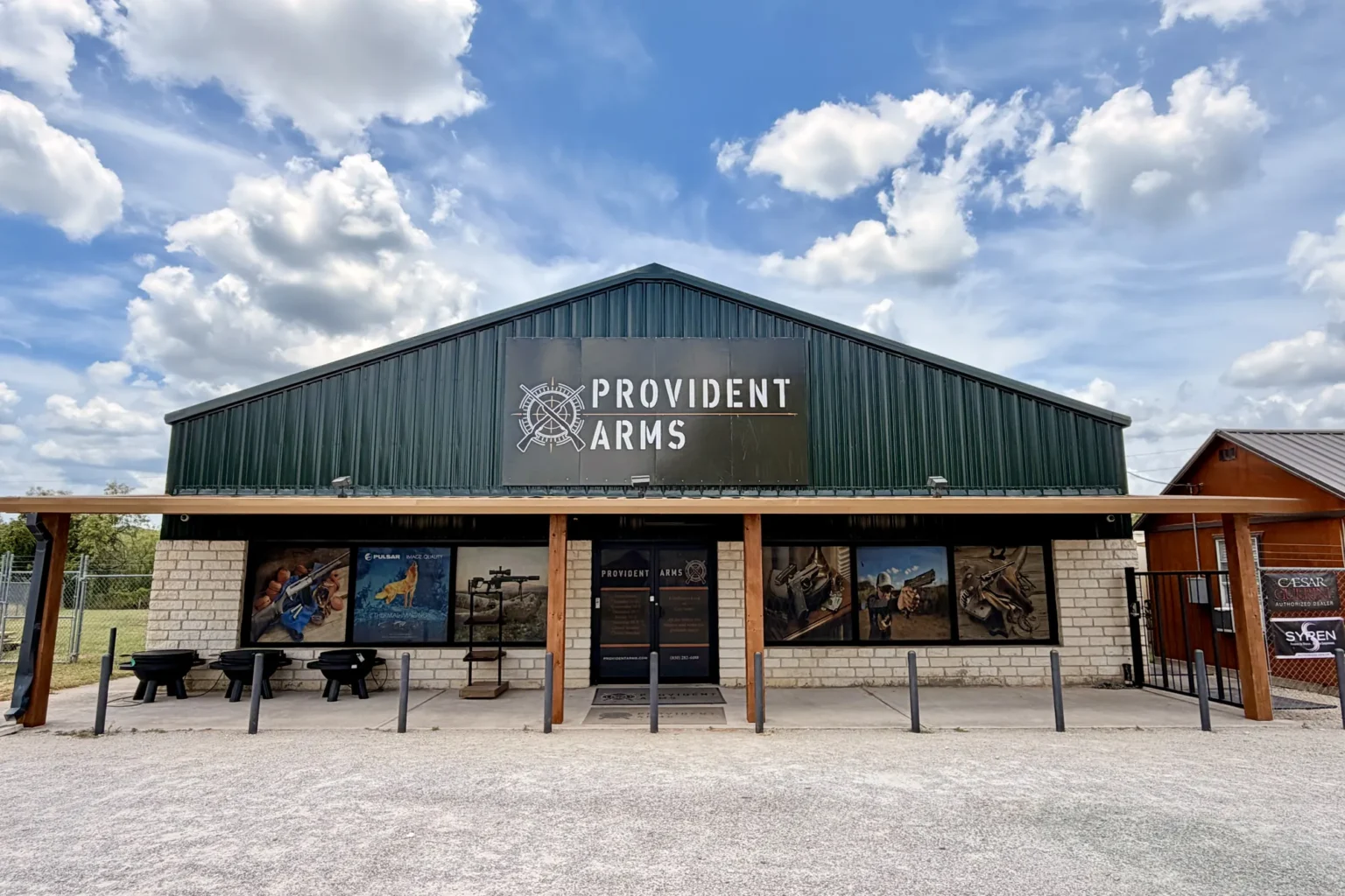 provident-arms-store-02