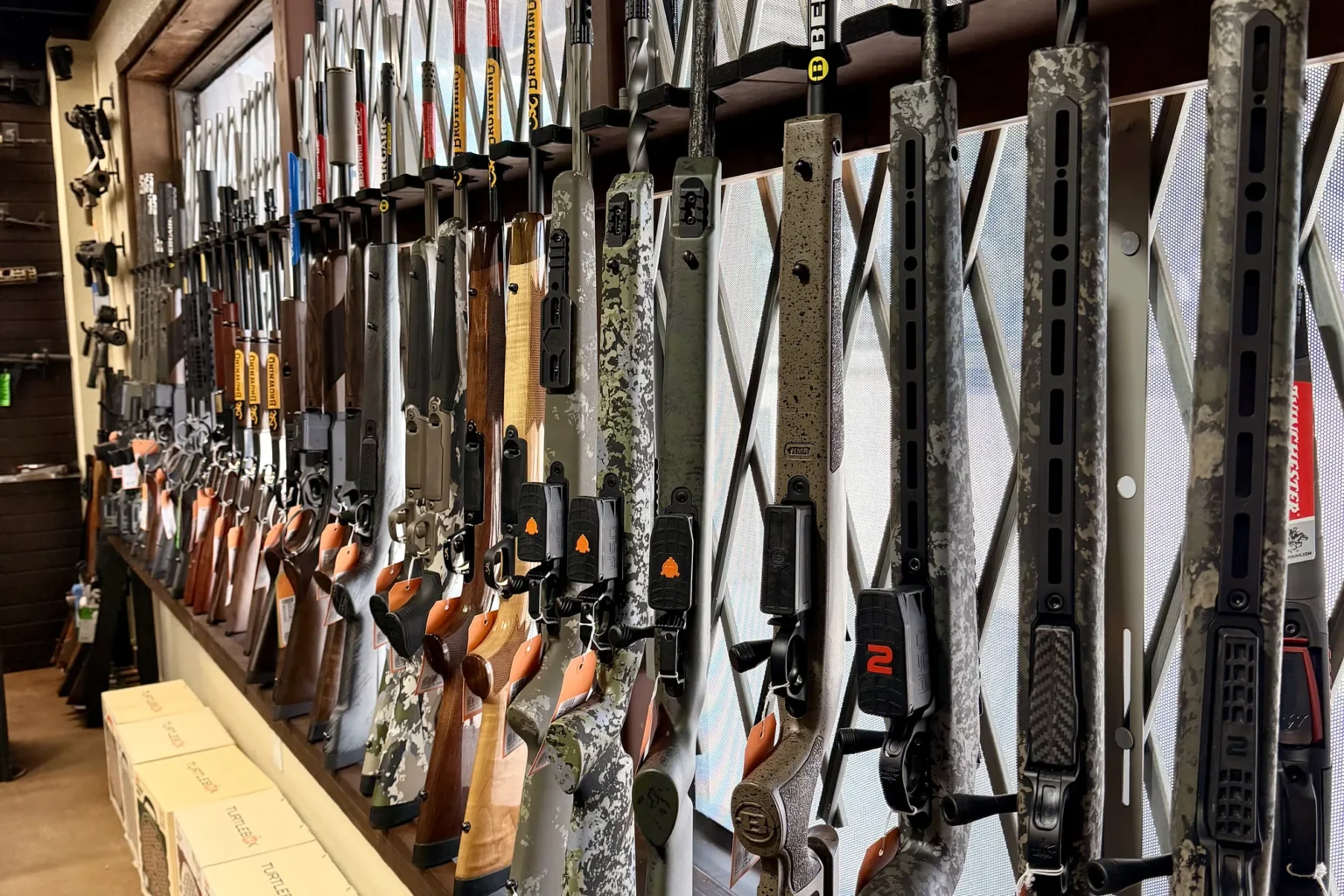 provident-arms-store-05