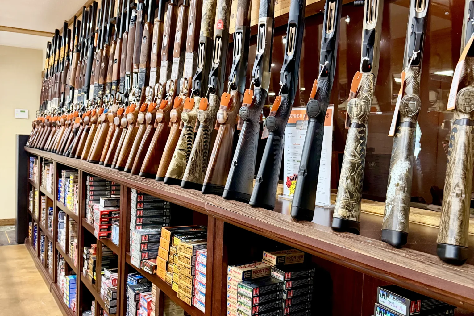 provident-arms-store-07